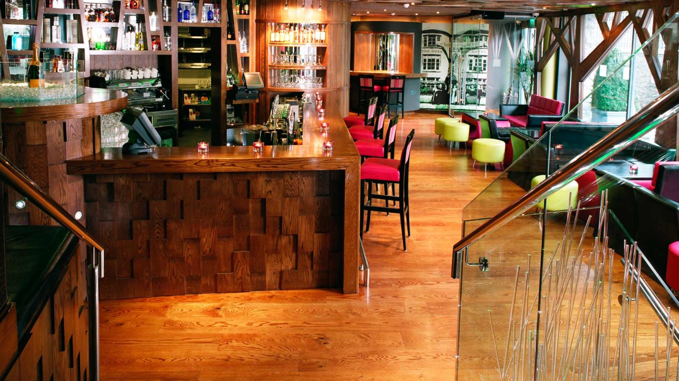 The Lane Bar Best Pubs In Killarney For Food The Ross Hotel