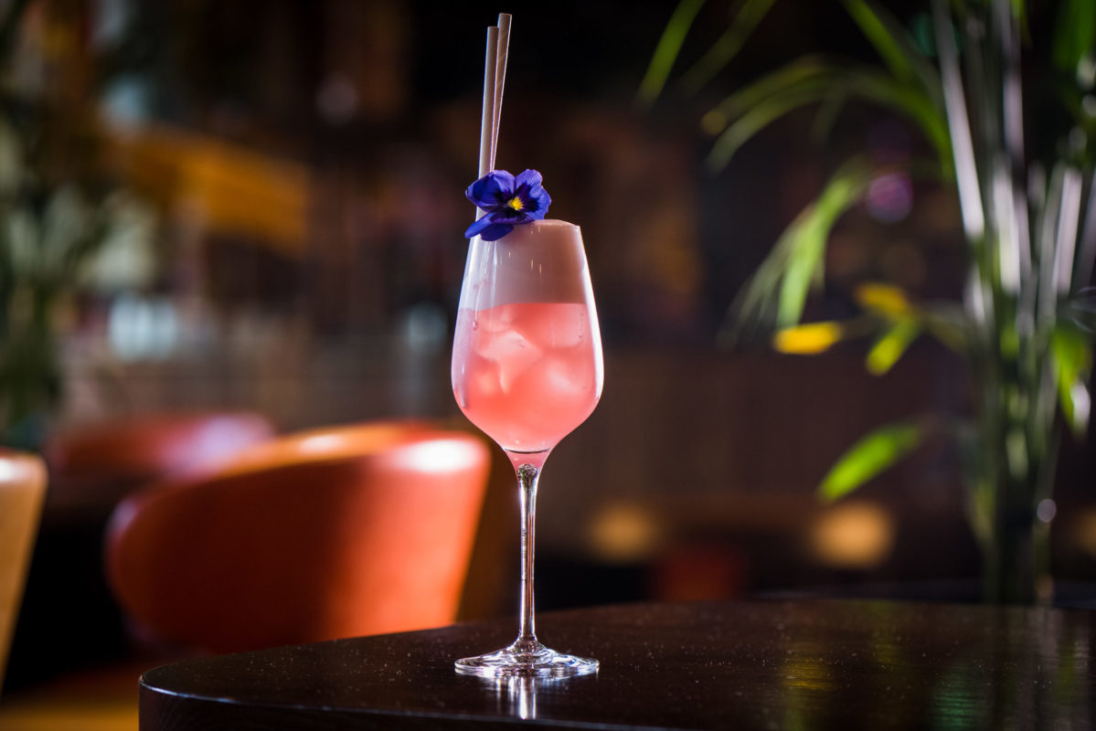 Book A Table At The Ross Hotel The Ross Hotel Restaurants