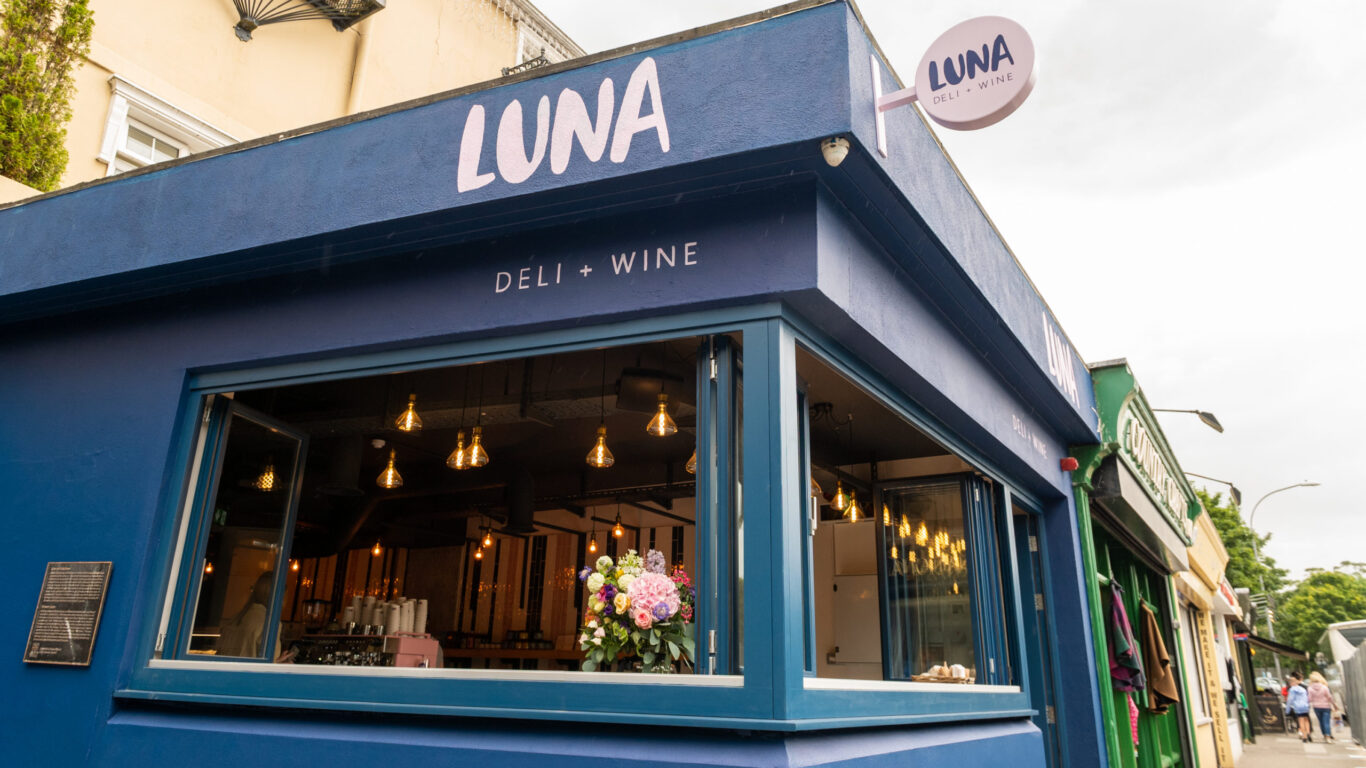 Luna Deli and Wine Bar in Killarney