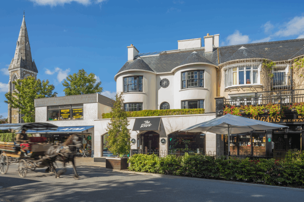 The Ross Hotel Exterior