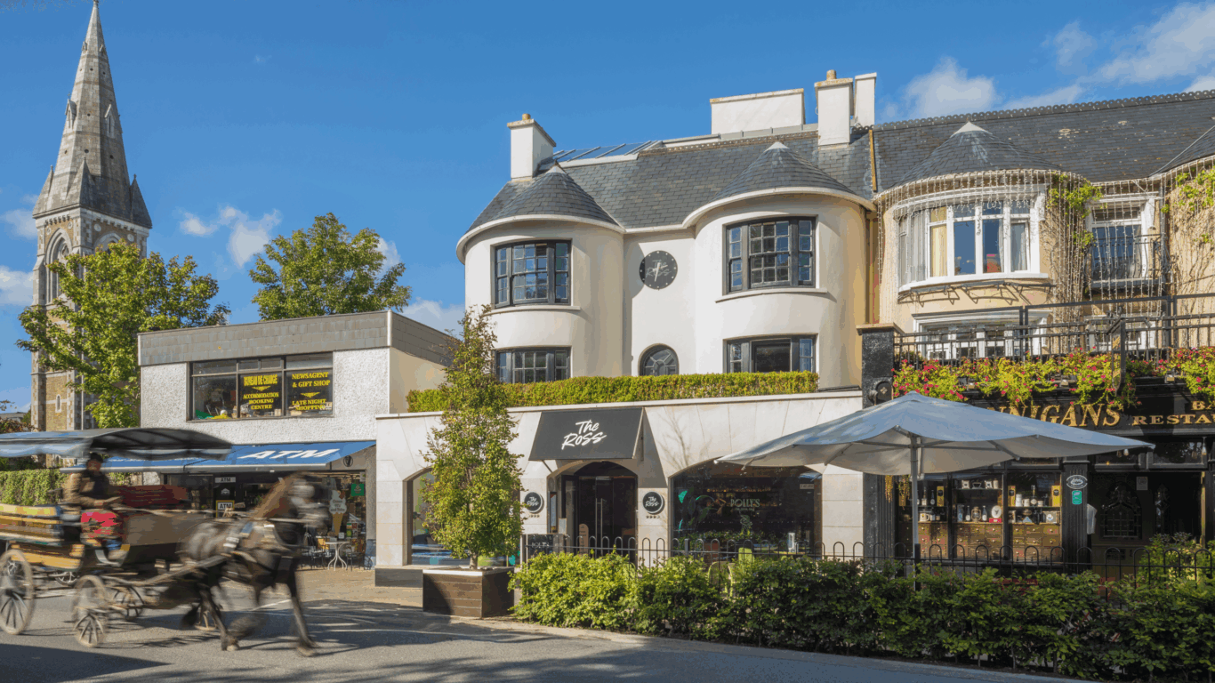 The Ross Hotel Exterior